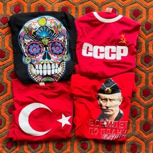 MAKE OFFER Lot of 4 Graphic Souvenir T-Shirts Set Tees Men's Small